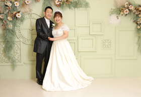 稲沢店限定のグリーンの壁は和装にも洋装にも合う人気のスポット！